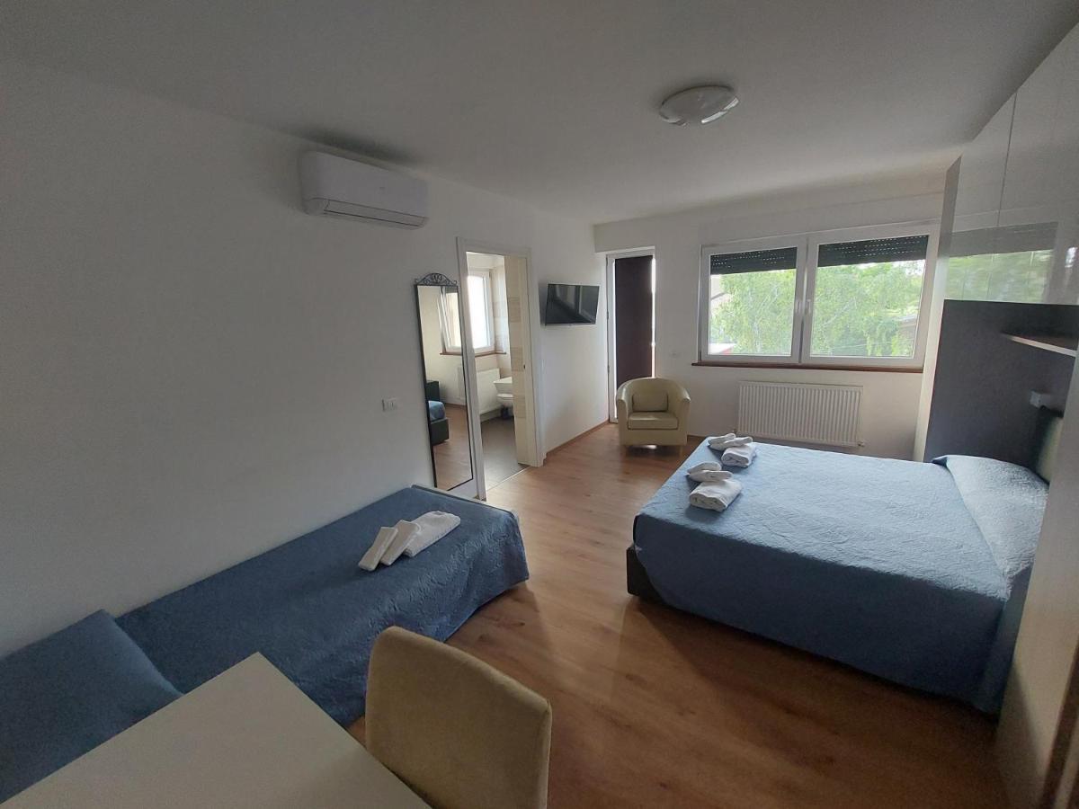 Locanda Rossa Hotel Romans di Varmo Екстериор снимка